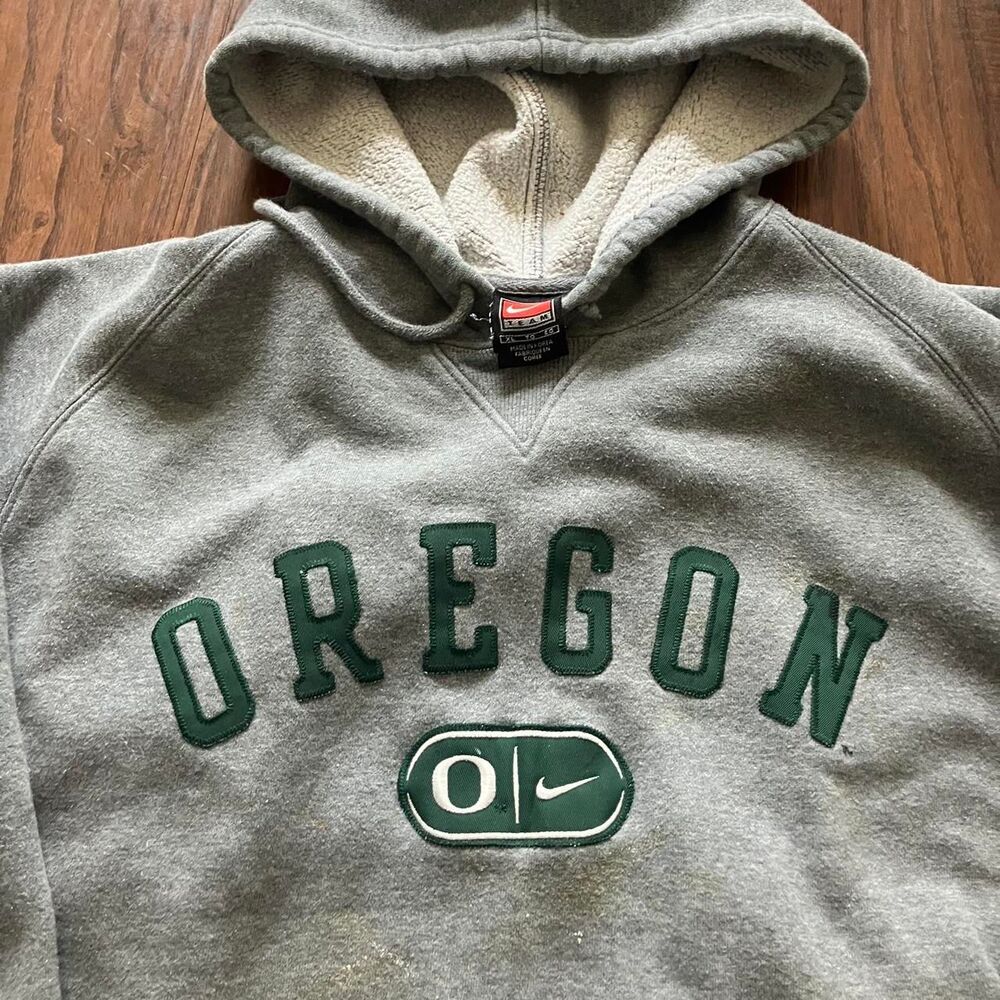 Nike Men's Grey Hoodie